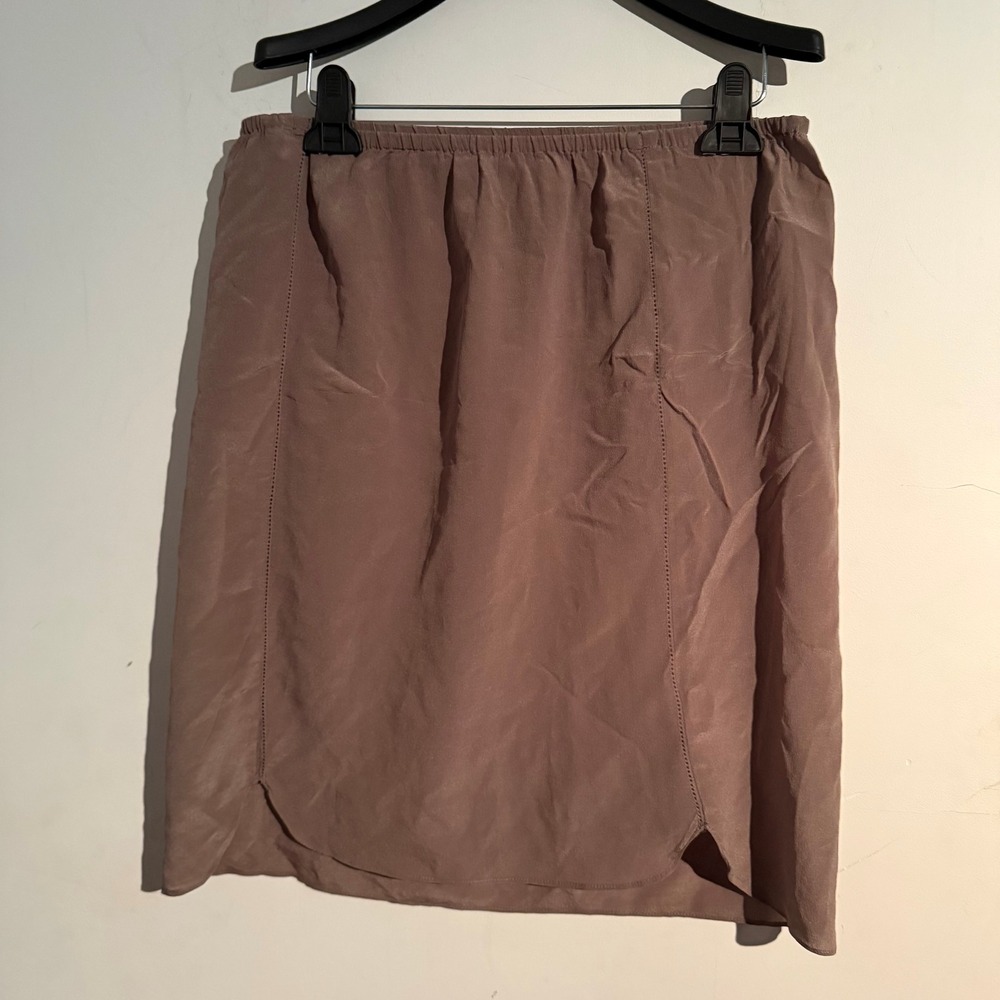 Feather Bone‎ Anthropologie XS Slip Skirt 100% Silk Quiet Luxury Capsule Soft